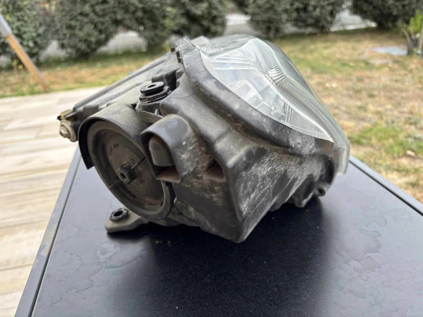 Far dreapta Skoda Superb III - 3V1941016A (DRL-ul merge dar cu luminozitate redusă)